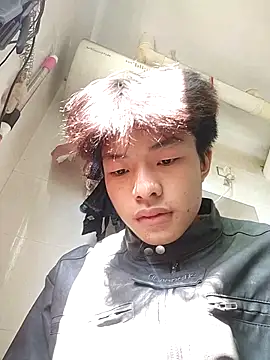 Snapshot of junjun1189 chatting on 11-22-25, 03:49 junjun1189 online show from 11-22-25, 03:49