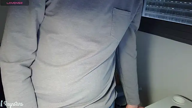 raynstars online show from 03-21-26, 01:37