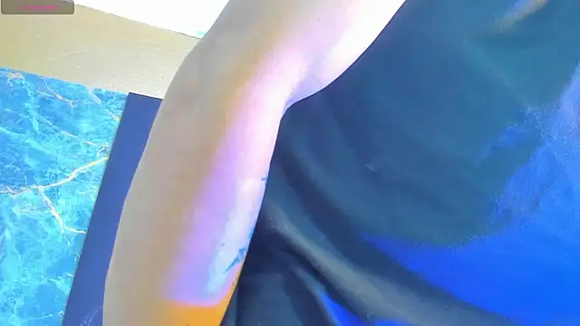 Snapshot of Tommy_kurtt chatting on 10-27-25, 12:28 Tommy kurtt online show from 10-27-25, 12:28