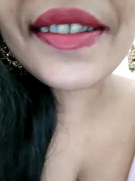 Snapshot of Sofia-ex chatting on 11-05-25, 07:00 Sofia-ex online show from 11-05-25, 07:00