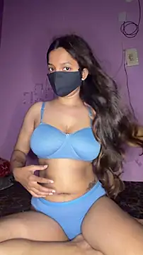Snapshot of your-cute-baby chatting on 06-30-26, 07:03 your-cute-baby online show from 06-30-26, 07:03