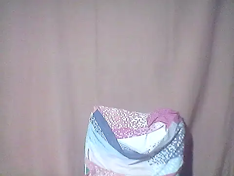 66pineapple online show from 02-12-26, 05:40