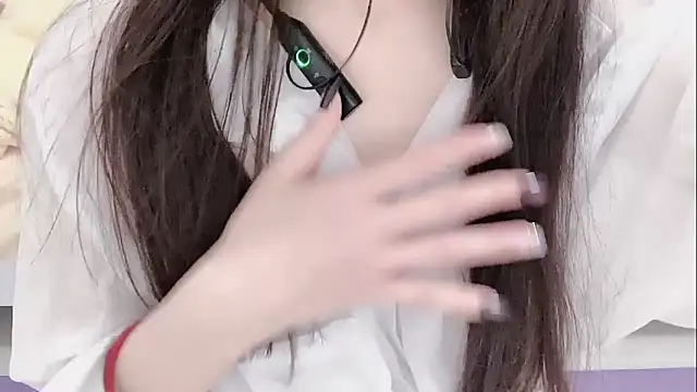 iukoi-77yo online show from 11-17-25, 06:01