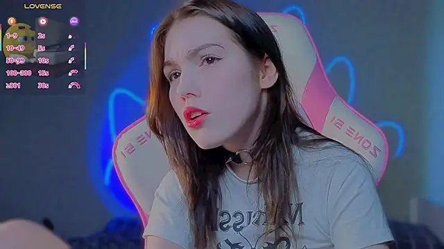 Sophie SkyAngel online show from 06-05-26, 04:17