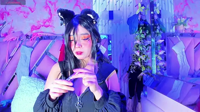 Akane Hikari  online show from 12-21-25, 03:30