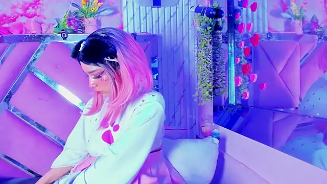 Akane Hikari  online show from 03-27-26, 08:26