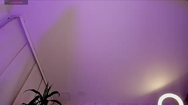 Snapshot of Alaiaguerra chatting on 05-02-26, 08:03 Alaiaguerra online show from 05-02-26, 08:03