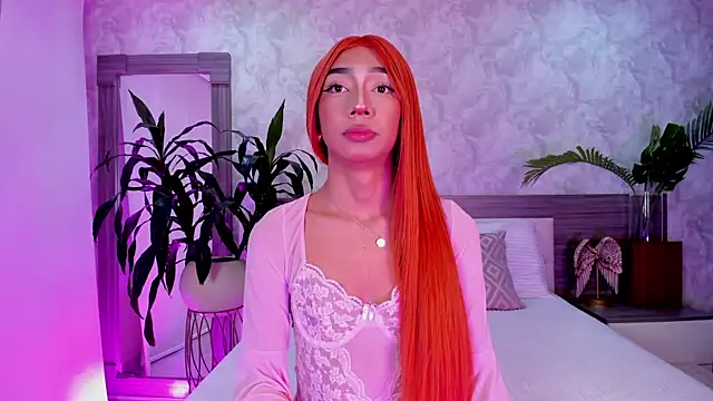 Alaiaguerra online show from 06-25-26, 07:41