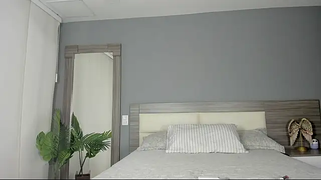 Alaiaguerra online show from 09-20-25, 07:41