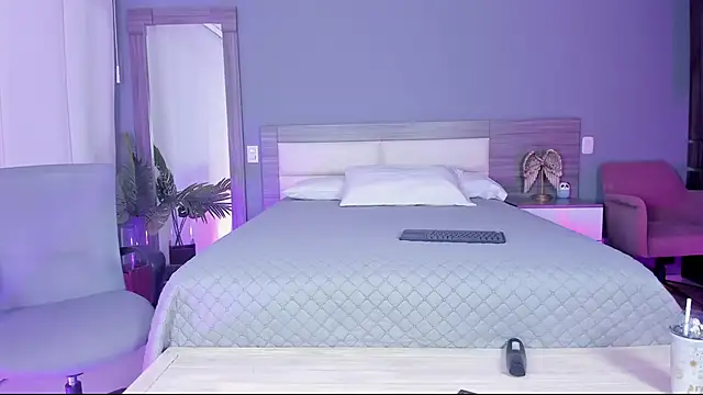 Alaiaguerra online show from 09-21-25, 02:11