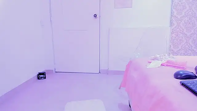 Amber-Sweett online show from 11-12-25, 08:01