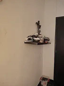 Amber-Sweett online show from 11-30-25, 04:19