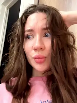 MeganStrain online show from 01-11-26, 12:01