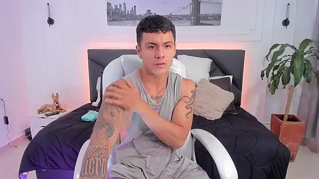 Leo santoro online show from 11-03-25, 02:20