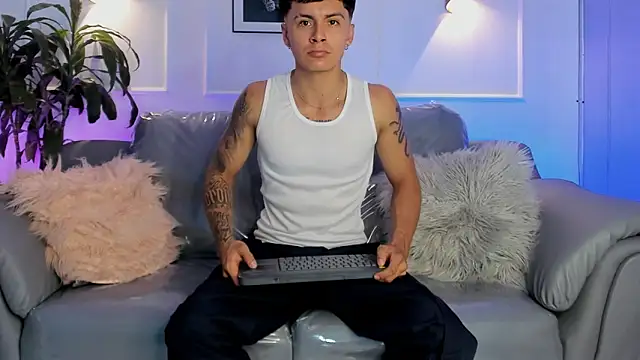 Leo santoro online show from 03-09-26, 02:09