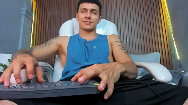 Leo santoro online show from 11-05-25, 03:48