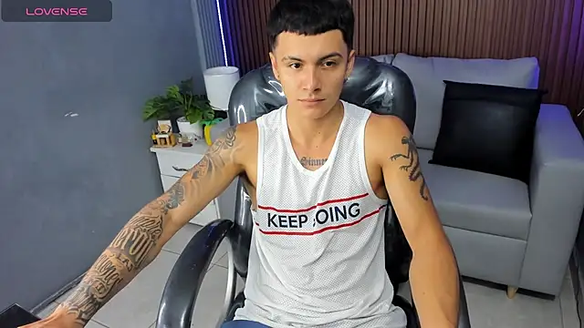 Leo santoro online show from 01-10-26, 03:07