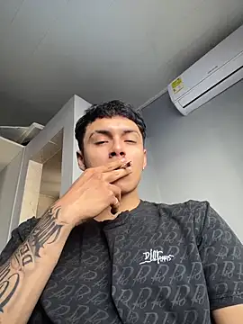 Leo santoro online show from 02-25-26, 02:50