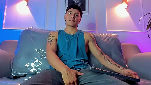 Leo santoro online show from 03-29-26, 02:08