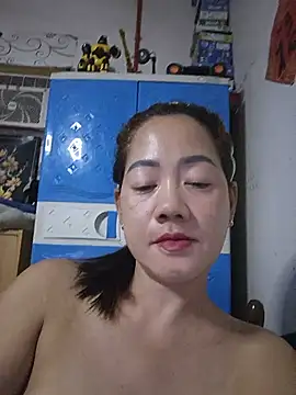 Snapshot of SweetASS6969 chatting on 07-09-26, 03:33 SweetASS6969 online show from 07-09-26, 03:33