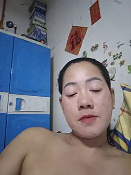 Snapshot of SweetASS6969 chatting on 06-19-26, 06:03 SweetASS6969 online show from 06-19-26, 06:03