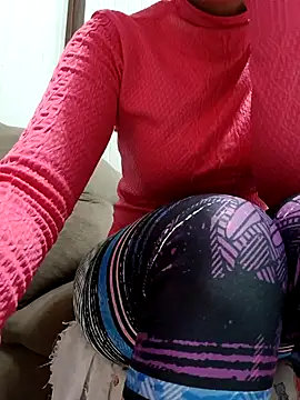 cicinha3657 online show from 05-10-26, 04:27