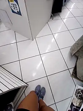 cicinha3657 online show from 04-15-26, 06:01