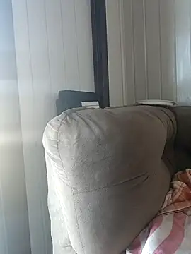 cicinha3657 online show from 04-10-26, 06:37