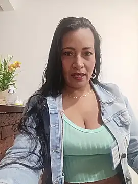 PAULA20- online show from 09-27-25, 01:06