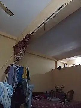 femboyslqueen online show from 12-03-25, 07:30