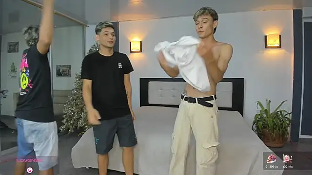 Bisexlifehot   online show from 11-29-25, 11:16