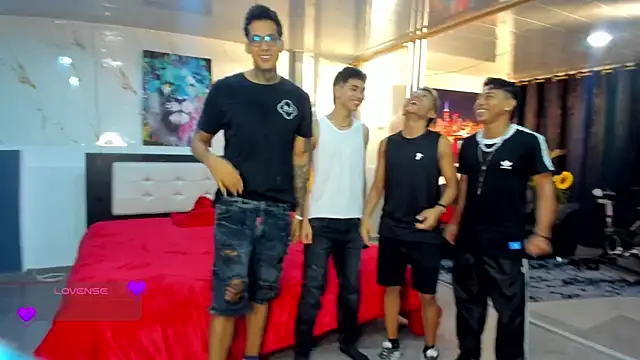 Bisexlifehot   online show from 03-19-26, 11:27