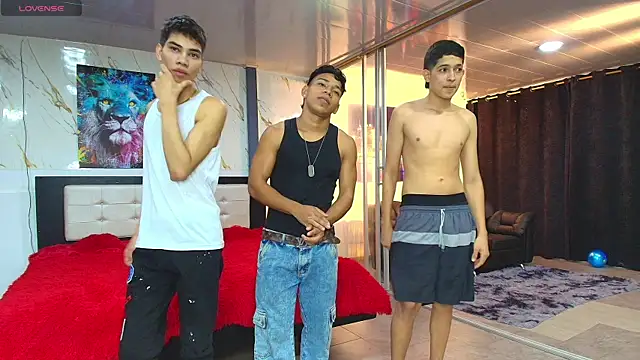 Bisexlifehot   online show from 03-31-26, 11:51