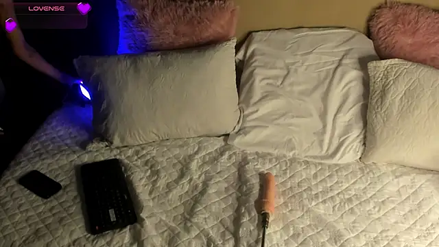  Kendall 19 online show from 03-07-26, 08:14