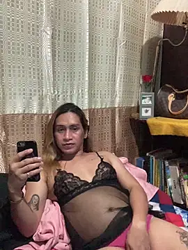 pretty TRANSjona online show from 04-10-26, 07:54