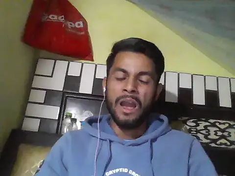 ursdreamperson online show from 12-18-25, 04:28