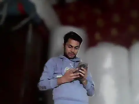 ursdreamperson online show from 02-06-26, 01:40