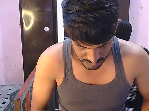 krishjaat43 online show from 07-10-26, 04:56