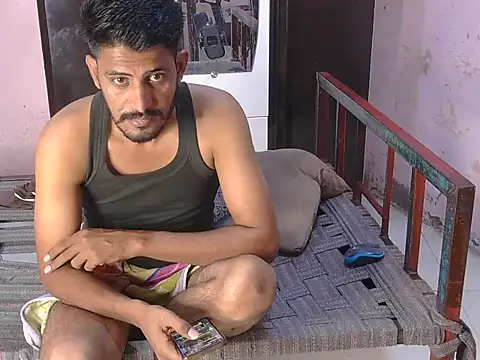 krishjaat43 online show from 04-24-26, 07:32