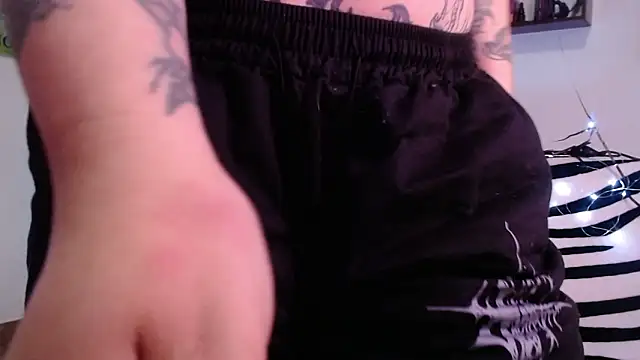 Snapshot of XxGreenGoodxX chatting on 02-17-26, 09:56 XxGreenGoodxX online show from 02-17-26, 09:56