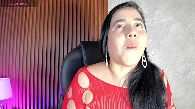  Cris Spicy  online show from 10-25-25, 07:47