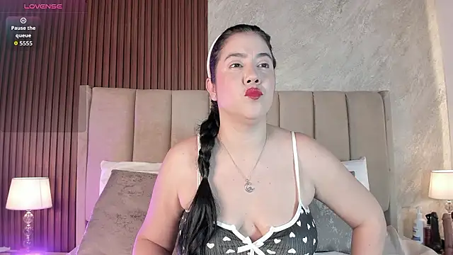  Cris Spicy  online show from 03-18-26, 07:37