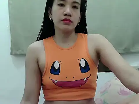 Snapshot of Ursexychixxx_4u chatting on 06-29-26, 10:42 Ursexychixxx 4u online show from 06-29-26, 10:42
