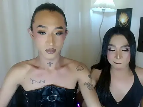 Snapshot of The_Fucking_Dolls chatting on 07-15-26, 11:17 The Fucking Dolls online show from 07-15-26, 11:17
