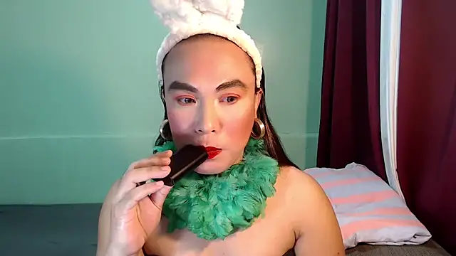 asianayumi online show from 09-11-25, 10:26