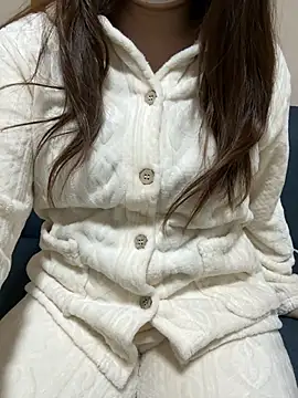 mayu06000 online show from 12-19-25, 05:37