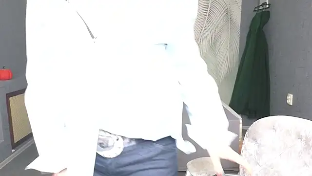 Wendy Waves online show from 11-22-25, 11:42