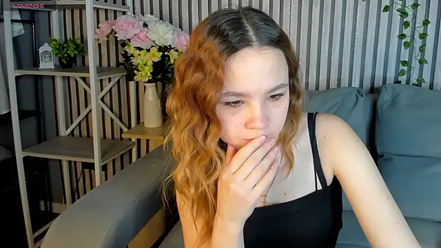 Lori Blossom online show from 01-15-26, 09:12