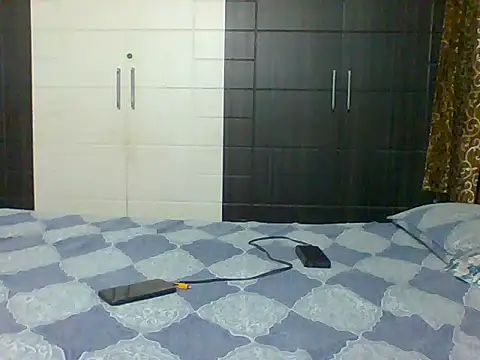 Snapshot of Naughty_Boy_Telugu chatting on 10-12-25, 12:39 Naughty Boy Telugu online show from 10-12-25, 12:39
