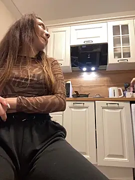 yourfavpsy  online show from 11-05-25, 03:04